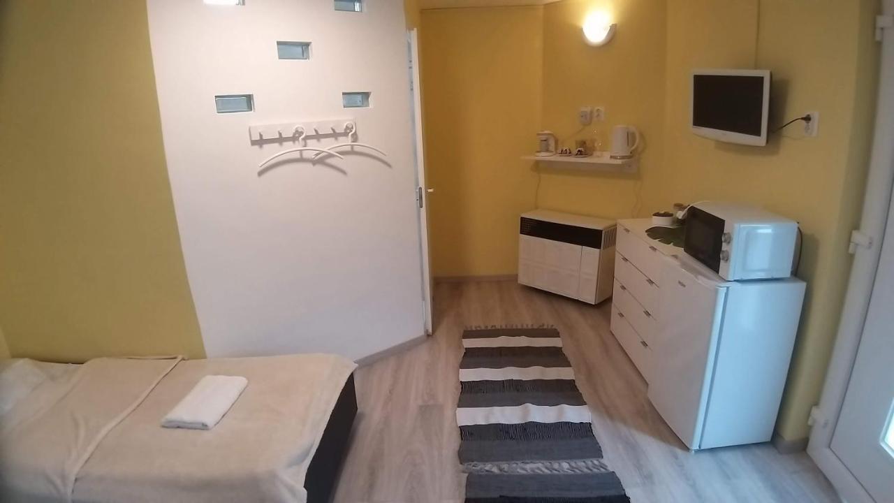 Bubble House - Apartmanok Сильвашварад Экстерьер фото